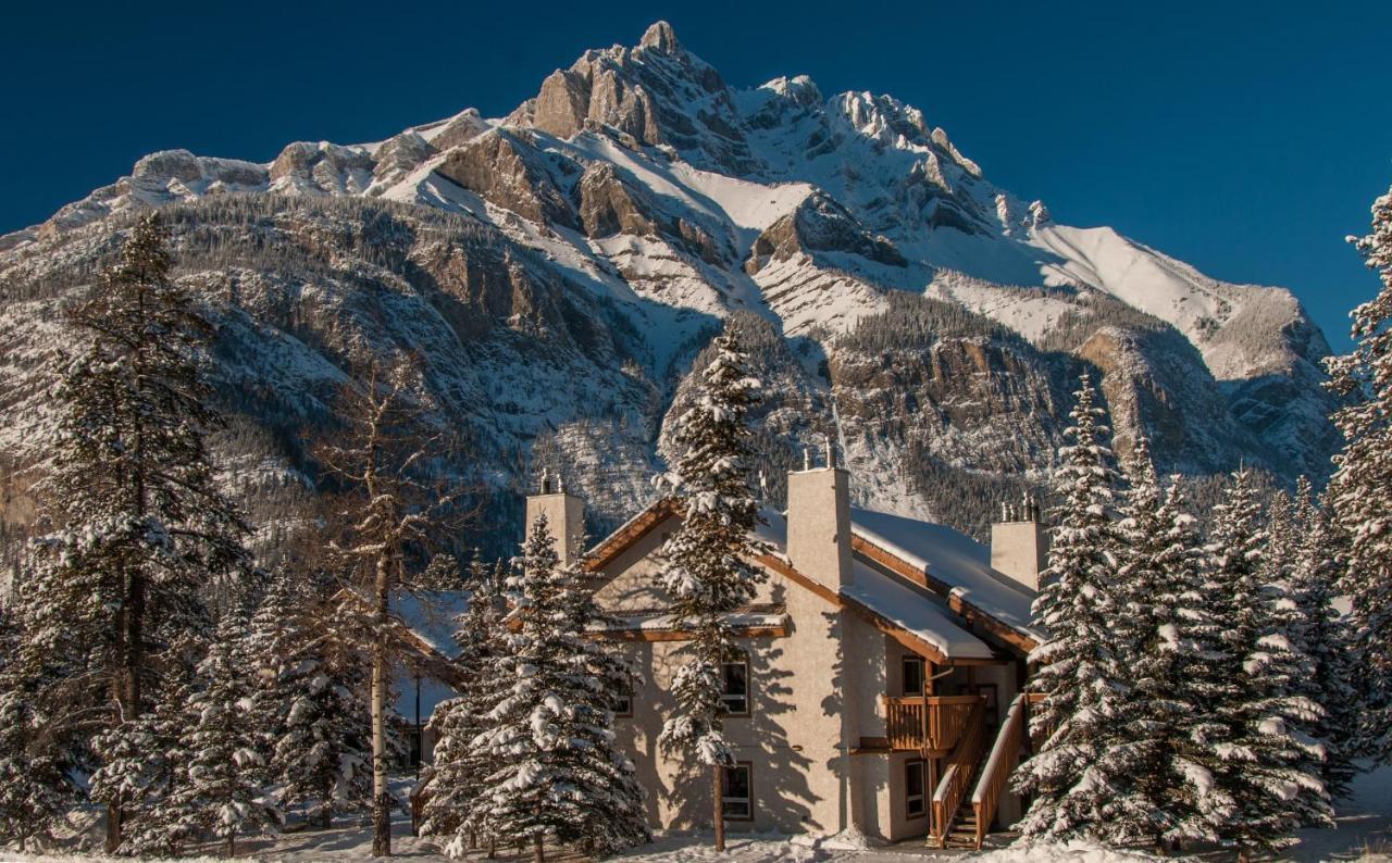 Banff Rocky Mountain Resort Exterior foto